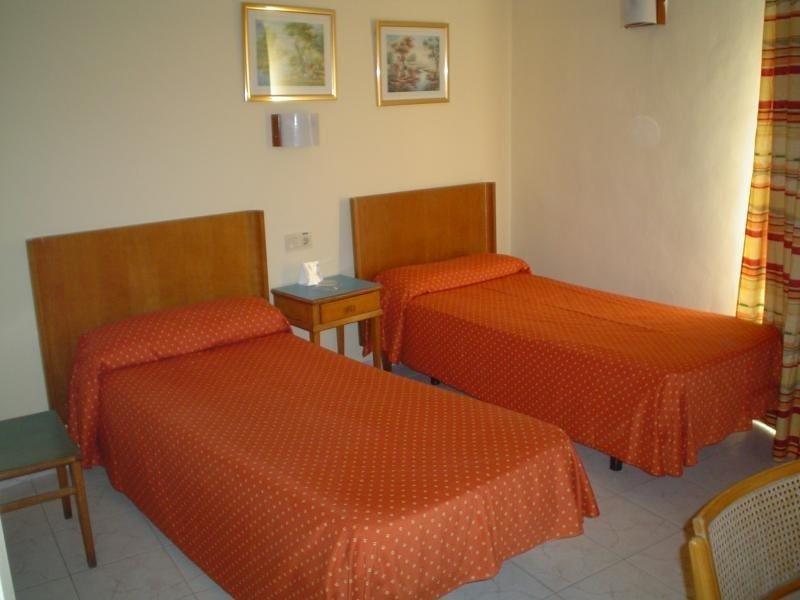Ona Sol Residence Bristol 베니돔 외부 사진